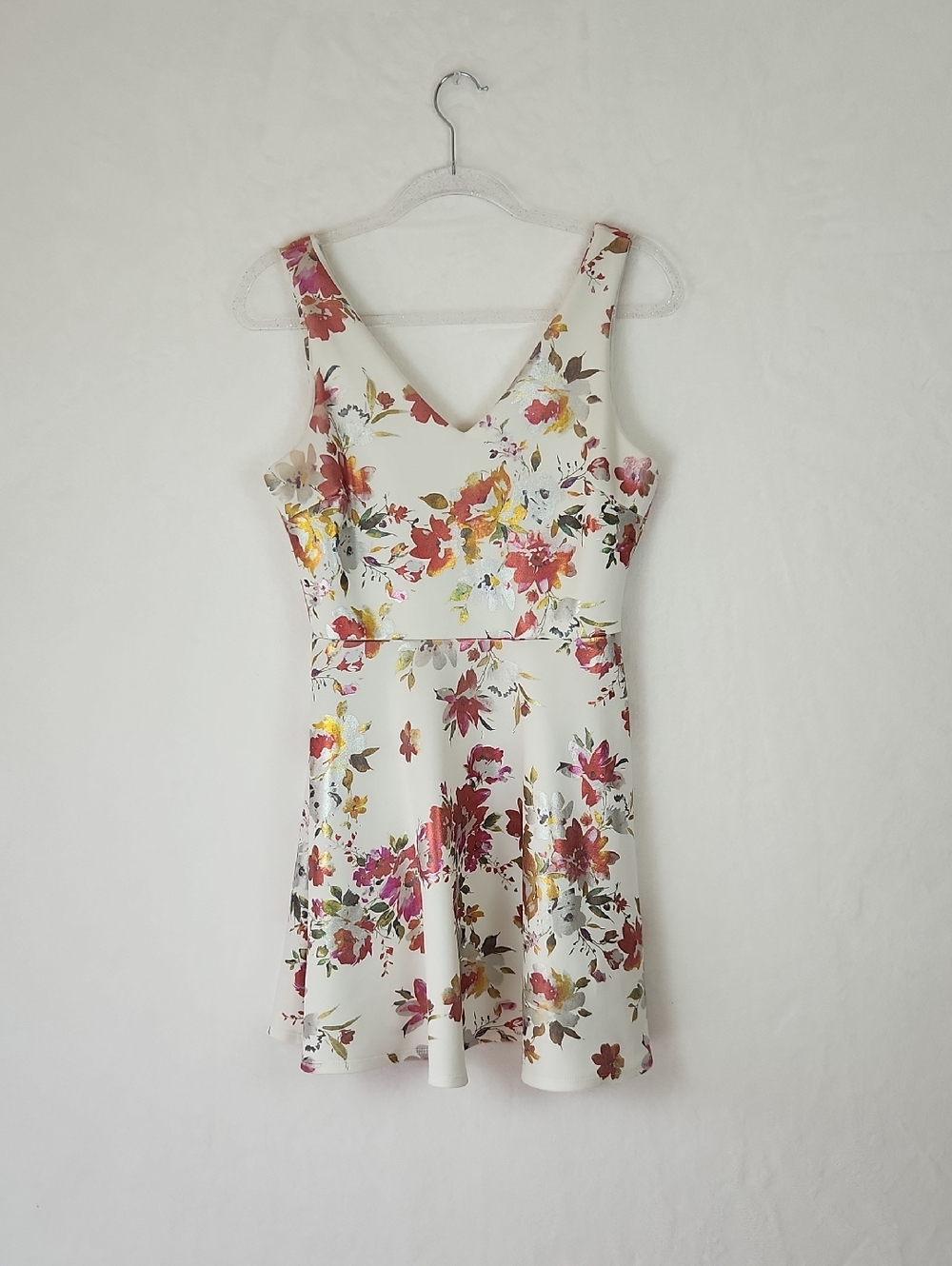 Soprano‎ Floral Fit and Flare Sleeveless Dress Size Large V Neck Zipper Back